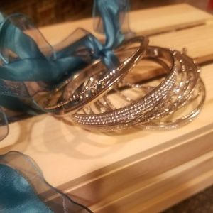 Perfect silver plated bangle
